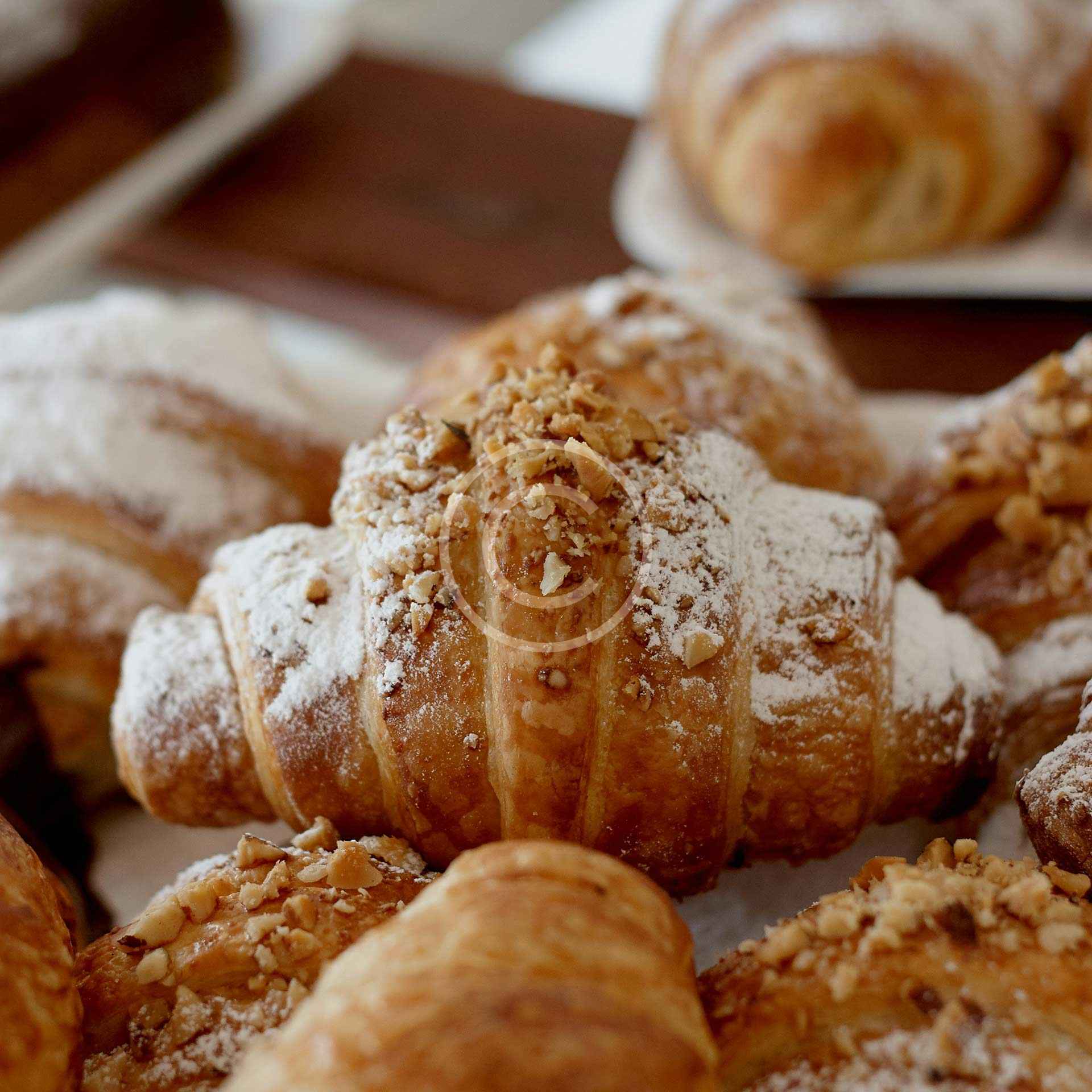 Almond croissant – Image 2
